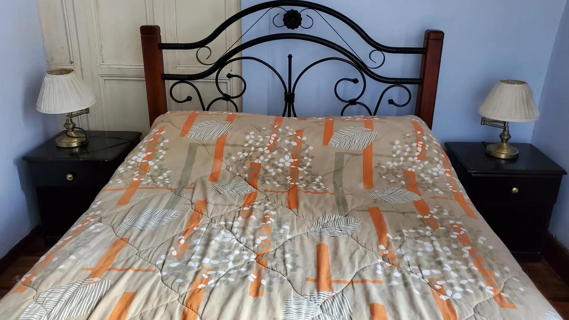 Hostal Juana de Arco Albergue Quito