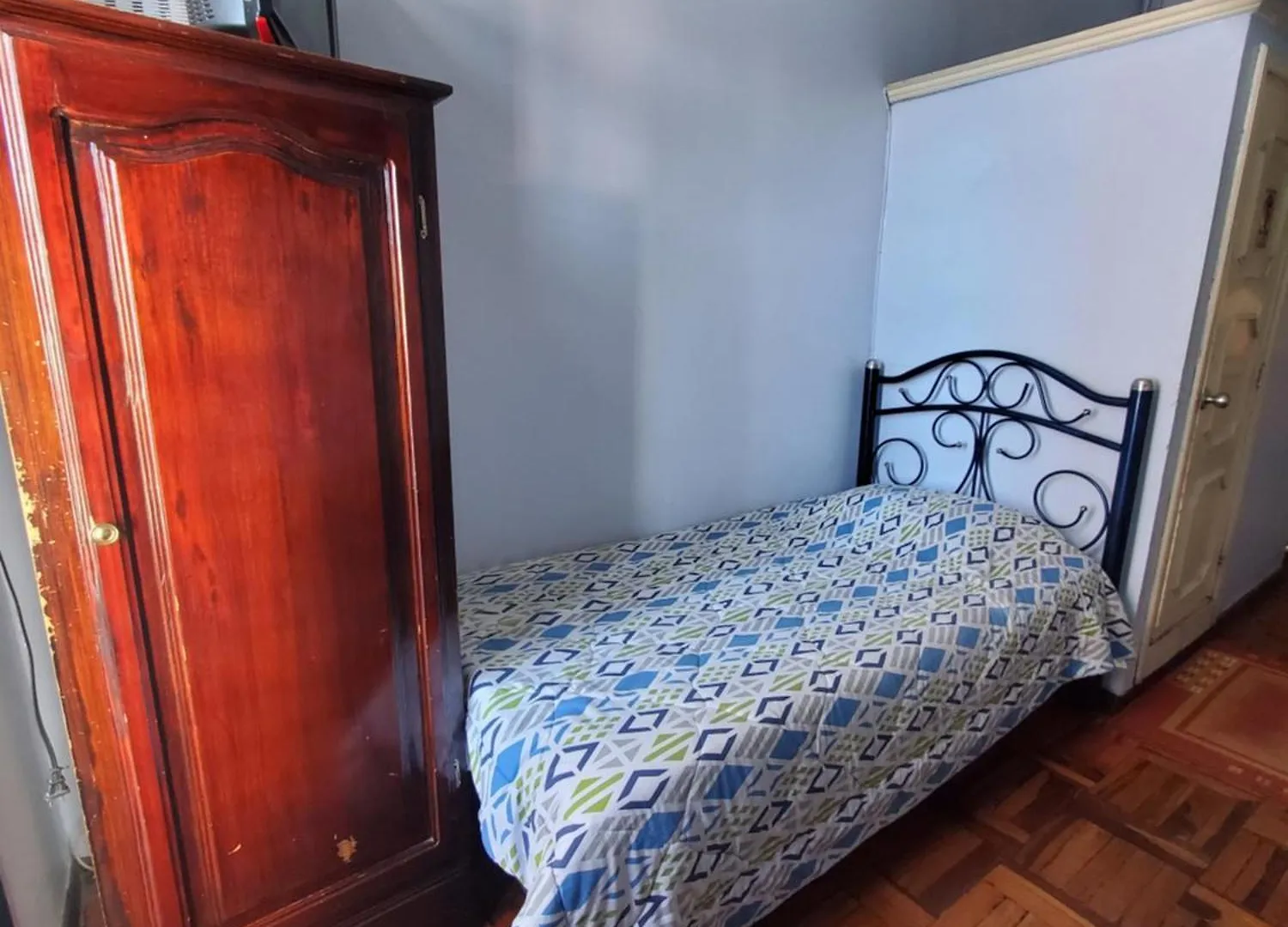 Hostal Juana de Arco Albergue Quito