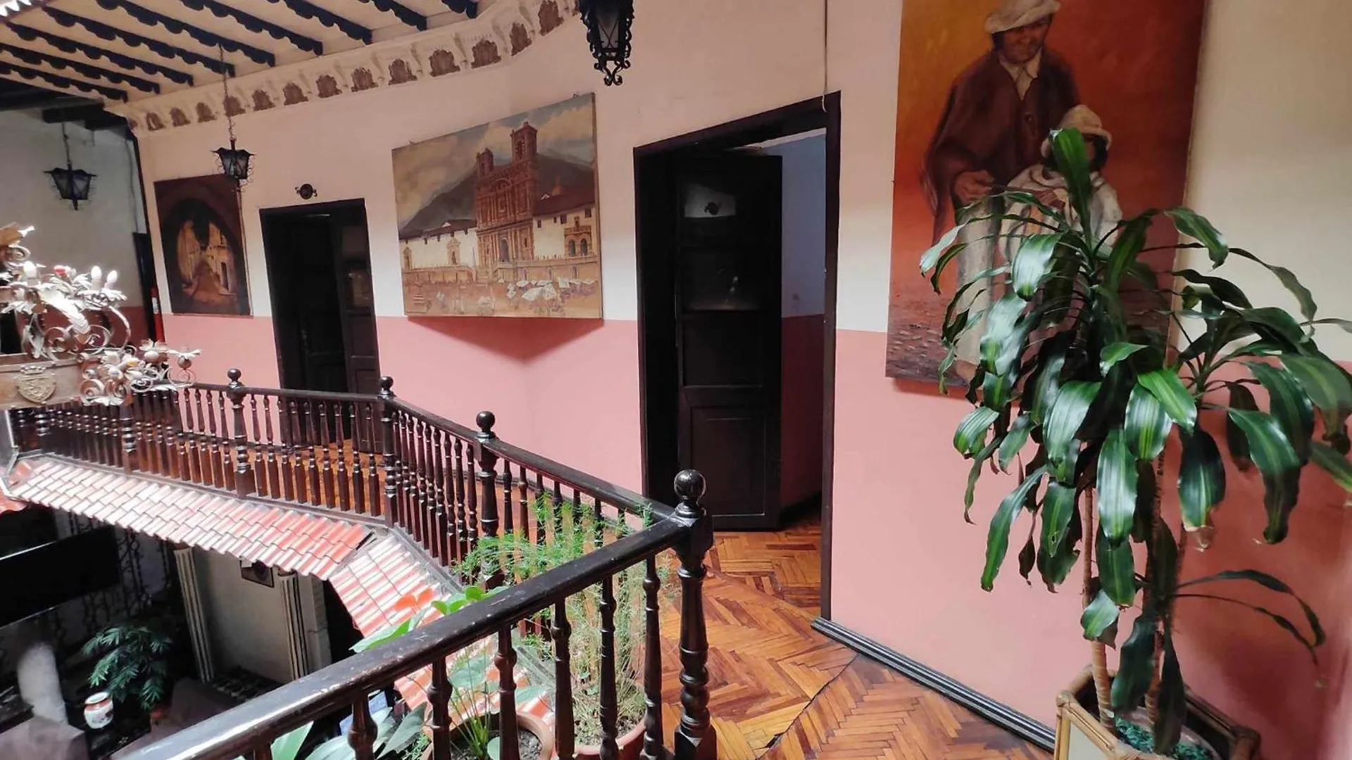 Hostal Juana de Arco Albergue Quito