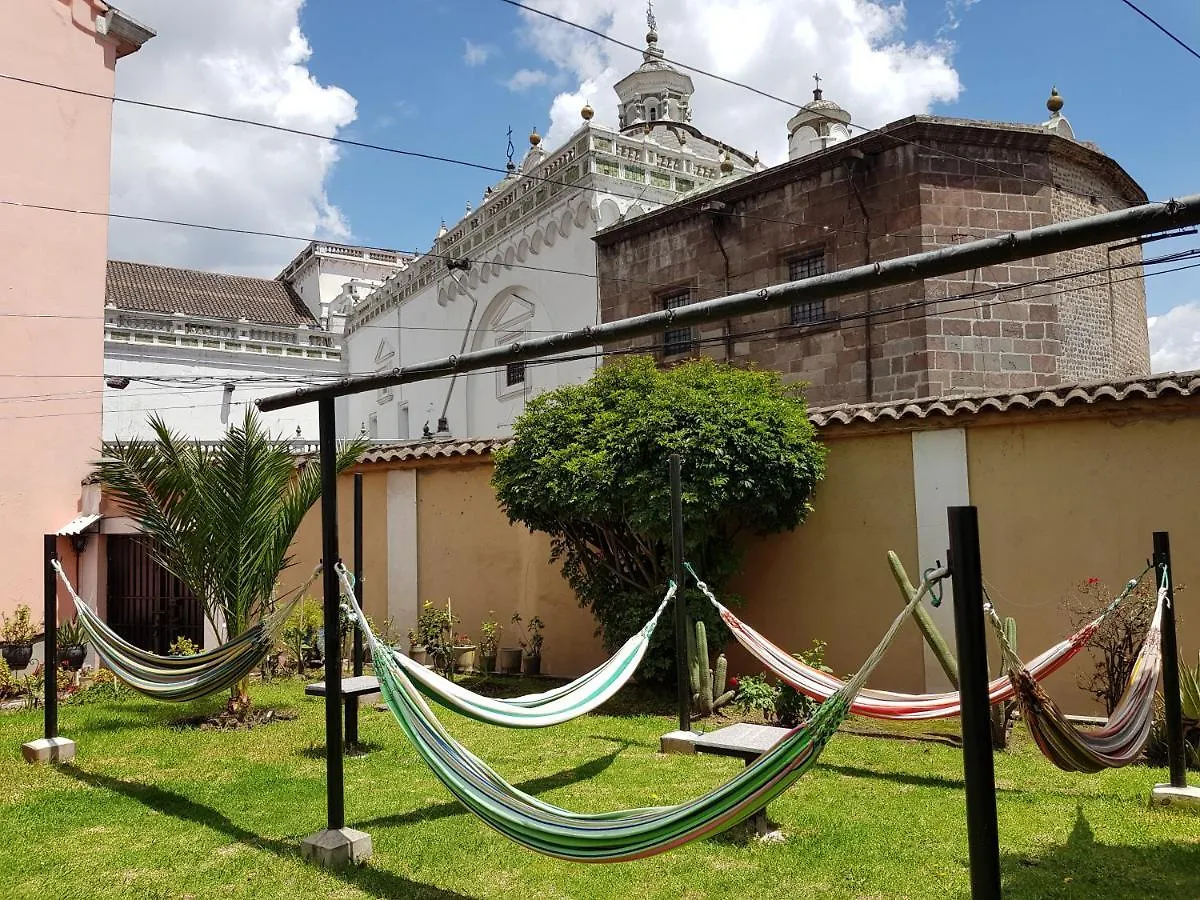 Hostal Juana de Arco Albergue Quito