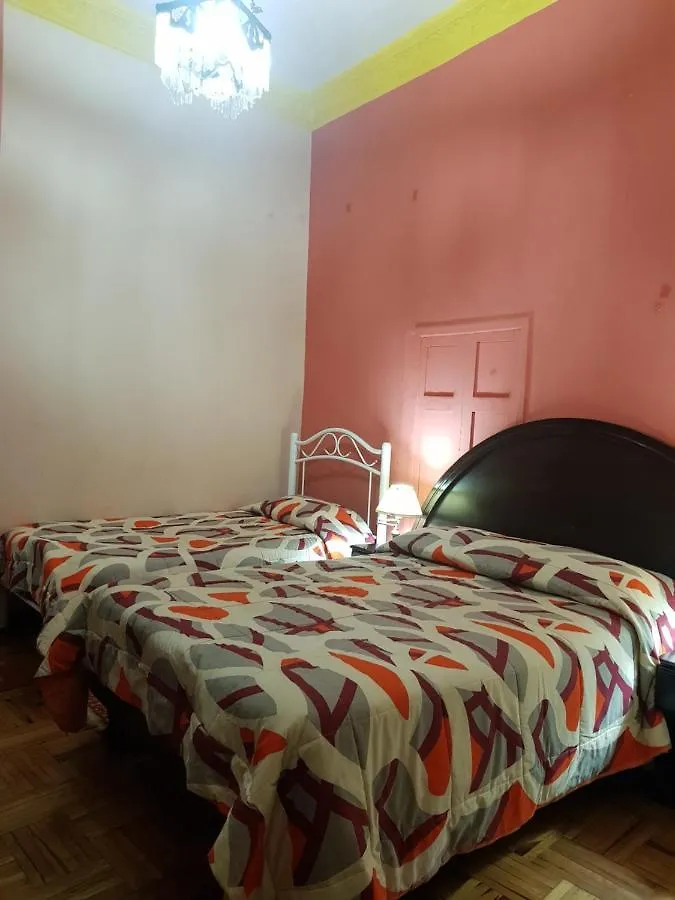 Hostal Juana de Arco Albergue Quito Ecuador