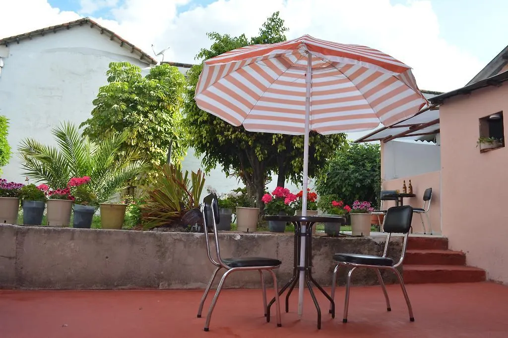 Hostal Juana De Arco Quito